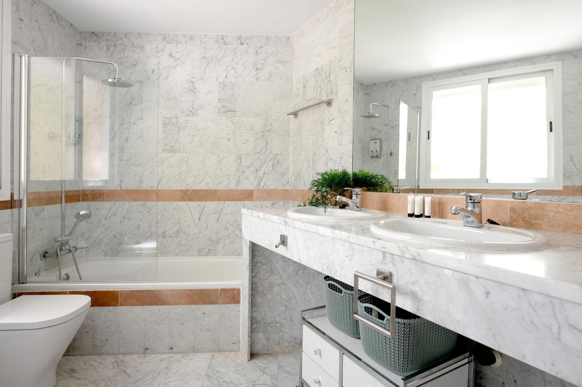 Jardines Del Prado Suite Apartment Севилья Экстерьер фото